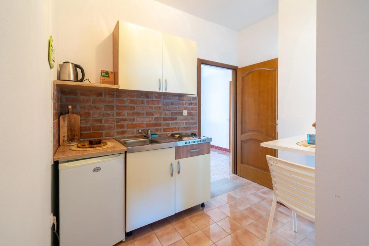 Apartments By The Sea Lun, Pag - 19358 Лун Екстериор снимка
