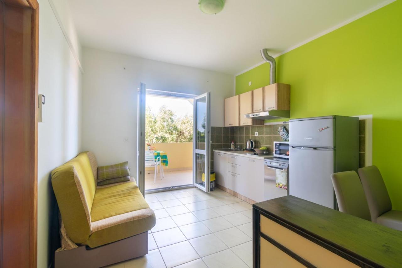 Apartments By The Sea Lun, Pag - 19358 Лун Екстериор снимка